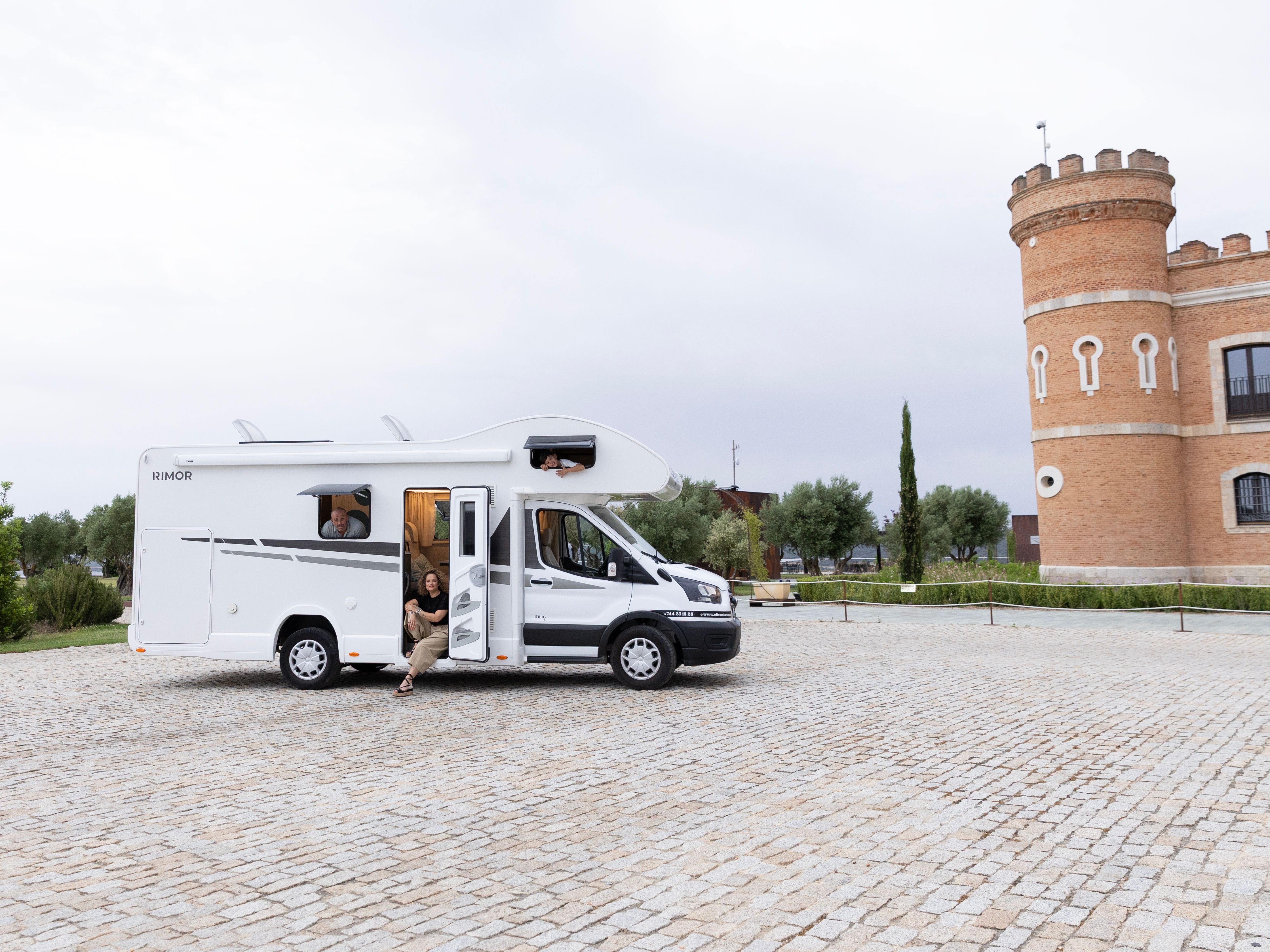 Exterior de la autocaravana Olivantoro